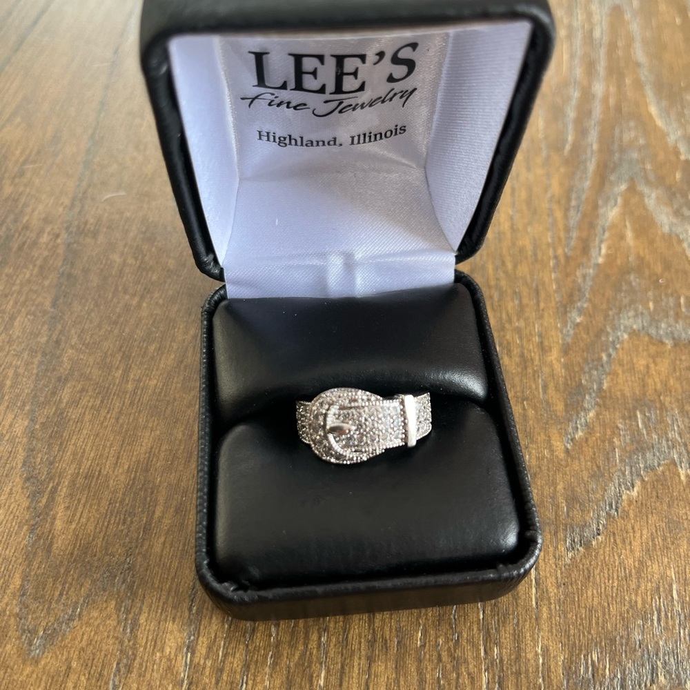 Silver Ring with Anchor Design